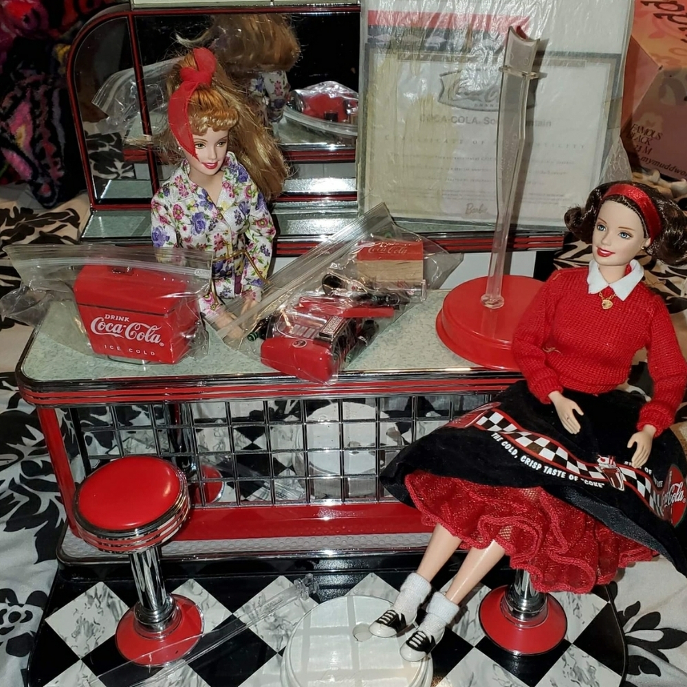 Collection Series Barbies - Picture 5 of 16
